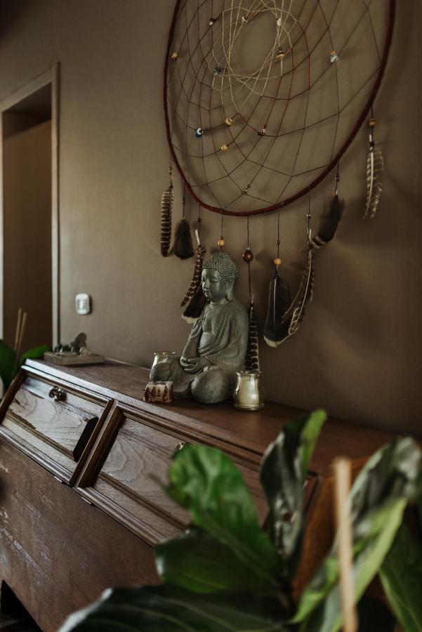 Bed Station Hostel & Bar Shkoder Luaran gambar