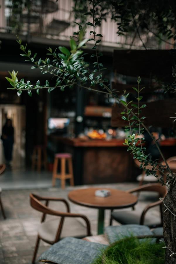 Bed Station Hostel & Bar Shkoder Luaran gambar