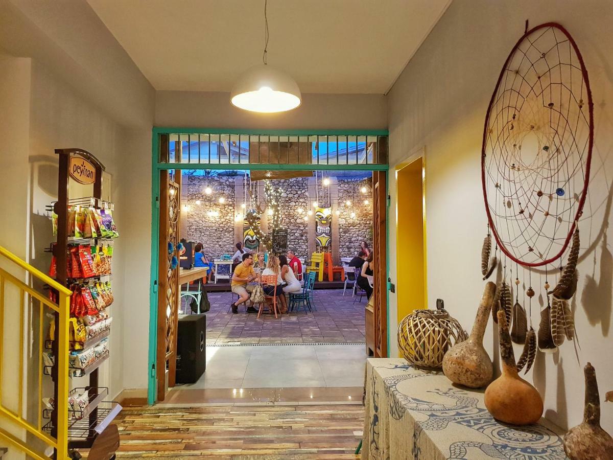 Bed Station Hostel & Bar Shkoder Luaran gambar
